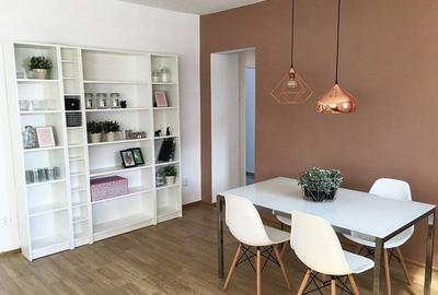Apartament cu 3 camere, mobilat în P-ța Romană