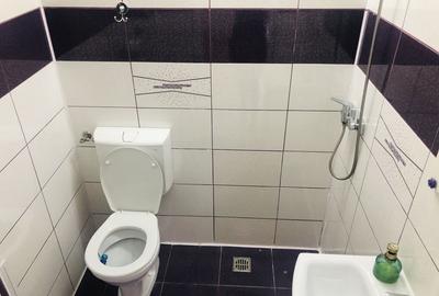 Spațiu comercial, de 40 mp, în Central - 4