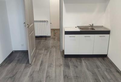 Apartament cu 3 camere decomandat în Calea Galați - 8