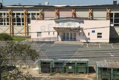 De vanzare apartament cu doua camere, langa Universitate