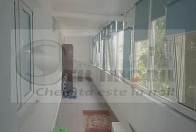 Apartament cu 3 camere decomandat, mobilat în Nicolina - 11