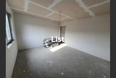 Casă cu priveliste superbă, Mera Nouă - 4