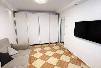 Apartament cu 2 camere decomandat în Fizicienilor