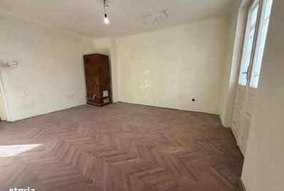 Apartament cu 2 camere decomandat în Semicentral - 2