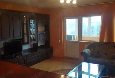 Ofer spre inchiriere apartament cu 2 camere - 2