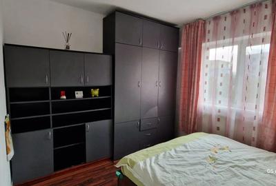 De inchiriat apartament cu doua camere zona CFR - 5