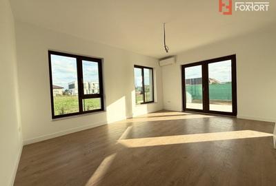 Duplex cu 5 camere cu Canalizare în Dumbrăvița