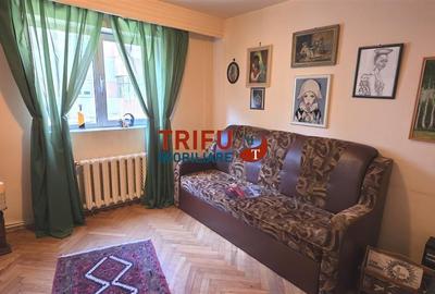 Apartament cu 3 camere semidecomandat în Cetate - 1