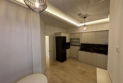 Apartament ultracentral , utilat , semimobilat - 4