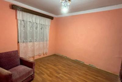 De vanzare casa la 10 min de Roman, 3 camere 2 bai, teren 585 mp, 39.000 euro - 12