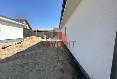 Duplex cu 3 camere cu Canalizare în Sânandrei - 10