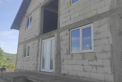 Vand Casa la Rosu - 1