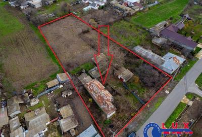 Casă cu 5 camere cu Teren 3151 Mp în Cataloi - 5