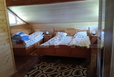 Casă cu 2 camere cu Teren 550 Mp în Central - 9