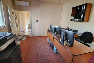 Casa zona Decebal - 2