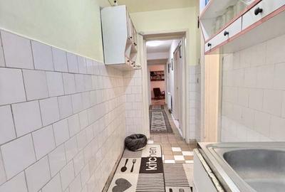 Apartament cu 3 camere decomandat în Dâmbu Pietros - 2