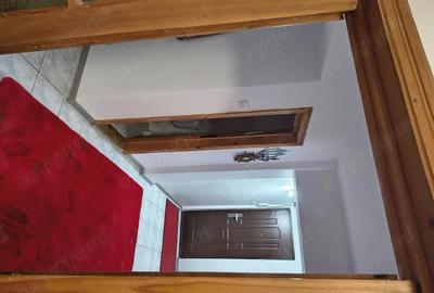 Apartament cu 4 camere decomandat în Central - 2
