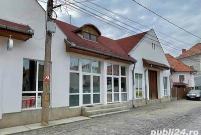 Spațiu comercial, de 300 mp, în Târgu Secuiesc
