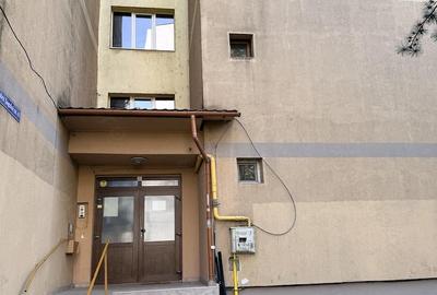 Apartament cu 2 camere semidecomandat în P-ța Doina - 4