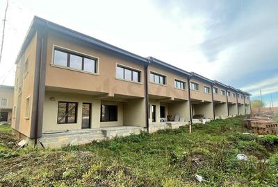 Vile in Complex Snagov Ghermanesti - 1