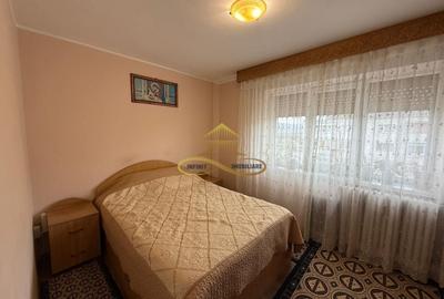 Apartament cu 3 camere decomandat, mobilat în Narcisa - 3
