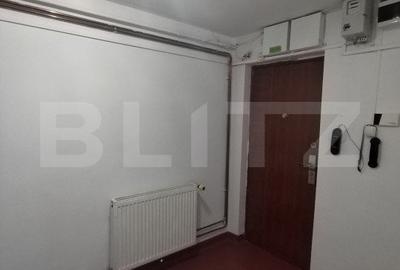 Apartament 3 camere, 66 mp, decomandat, zona- Micro 4 - 8