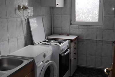 Dristor ,intrare metrou Dristor 1 - 3