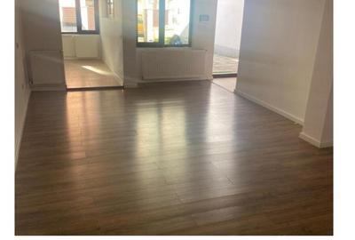 Casă cu 5 camere cu Teren 200 Mp în Obor - 9