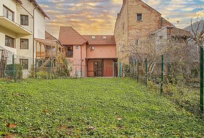 Casă individuală cu 3 camere cu Canalizare în Central - 16