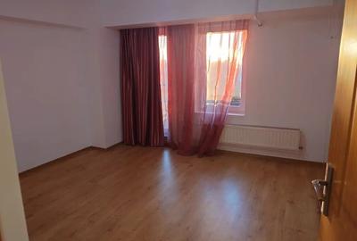 Apartament cu 4 camere decomandat în Libertății - 5