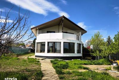 Casă cu 5 camere cu Teren 2250 Mp în Miroslava - 1