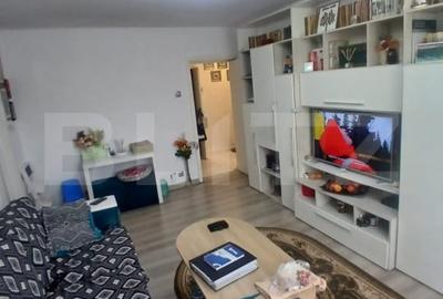 Aprtament de vanzare, cu 3 camere, zona Podul Ros - 4