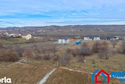 Casă cu 6 camere cu Teren 561 Mp în Central - 7