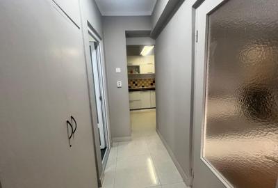 Centru apartament 3 camere renovat etajul 1 vedere stradala - 9