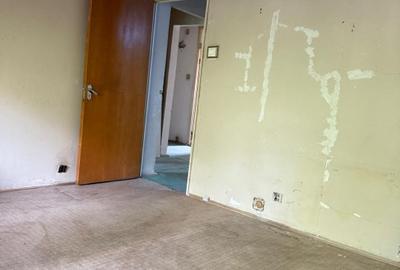 Vand apartament 4 camere, decomandat, etaj 1 - Rahova, Sos.Salaj - 2