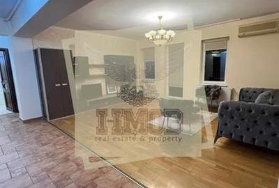 Apartament cu 3 camere decomandat, mobilat în Ștrand