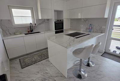 Casă cu 4 camere cu Teren 400 Mp în Central - 7