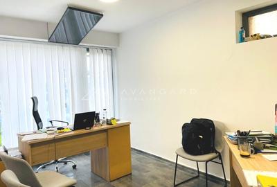 Apartament cu 3 camere decomandat, mobilat în Andrei Mureșanu - 2