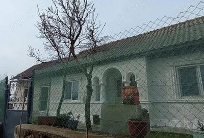 Casă cu 4 camere cu Teren 2080 Mp în Plopeni - 10