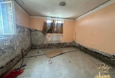 Casa renovabila cu teren generos de 700 mp in zona Garii - Oradea - 11