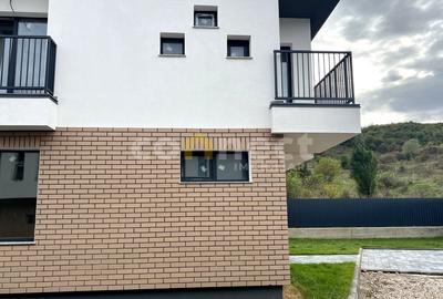 Casa de vanzare | SU 117 mp | gradina, 2 parcari | Floresti, zona Terra - 12