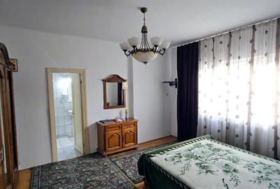 Piata Muncii - Calea Calarasilor ap in vila 3 camere - 6