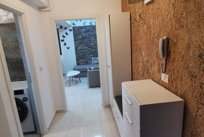 Apartament cu 2 camere decomandat în Valea Adâncă - 1