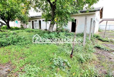 Hală + birouri si spatiu comercial 700 mp. teren 2.500 mp - 3