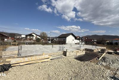 Casă cu 4 camere în Bujoreni - 8