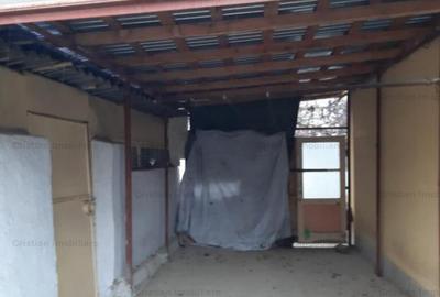 Casă cu 3 camere cu Teren 280 Mp în Central