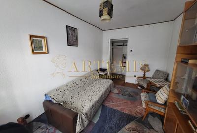 Apartament de 3 camere, decomandat, 60 mp., zona Independentei - 5