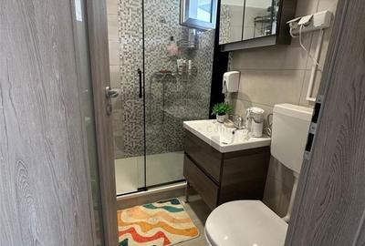 Casă cu 4 camere în Central - 1