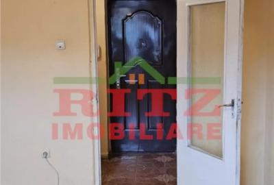 Apartament cu 3 camere decomandat în Central - 2