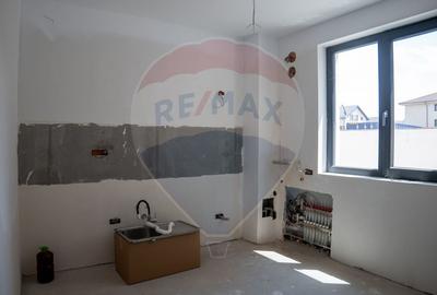 Oferta -vanzare vile duplex recent construite, 4 camere, P+2 Etaje - 30